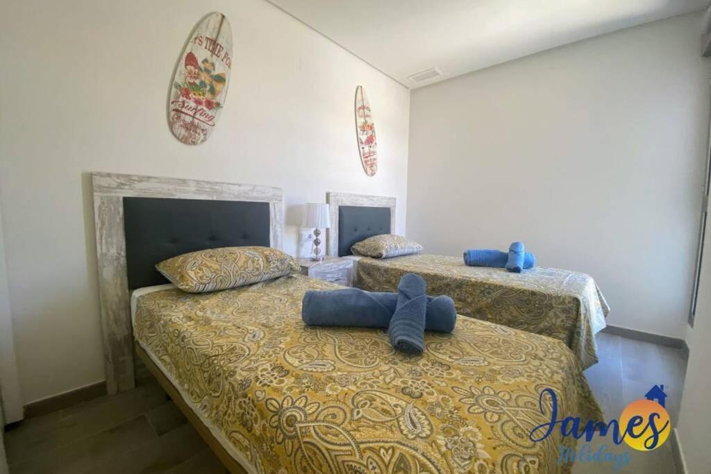 Green Hills Luxury Apartment With Comm Pool アリカンテ エクステリア 写真